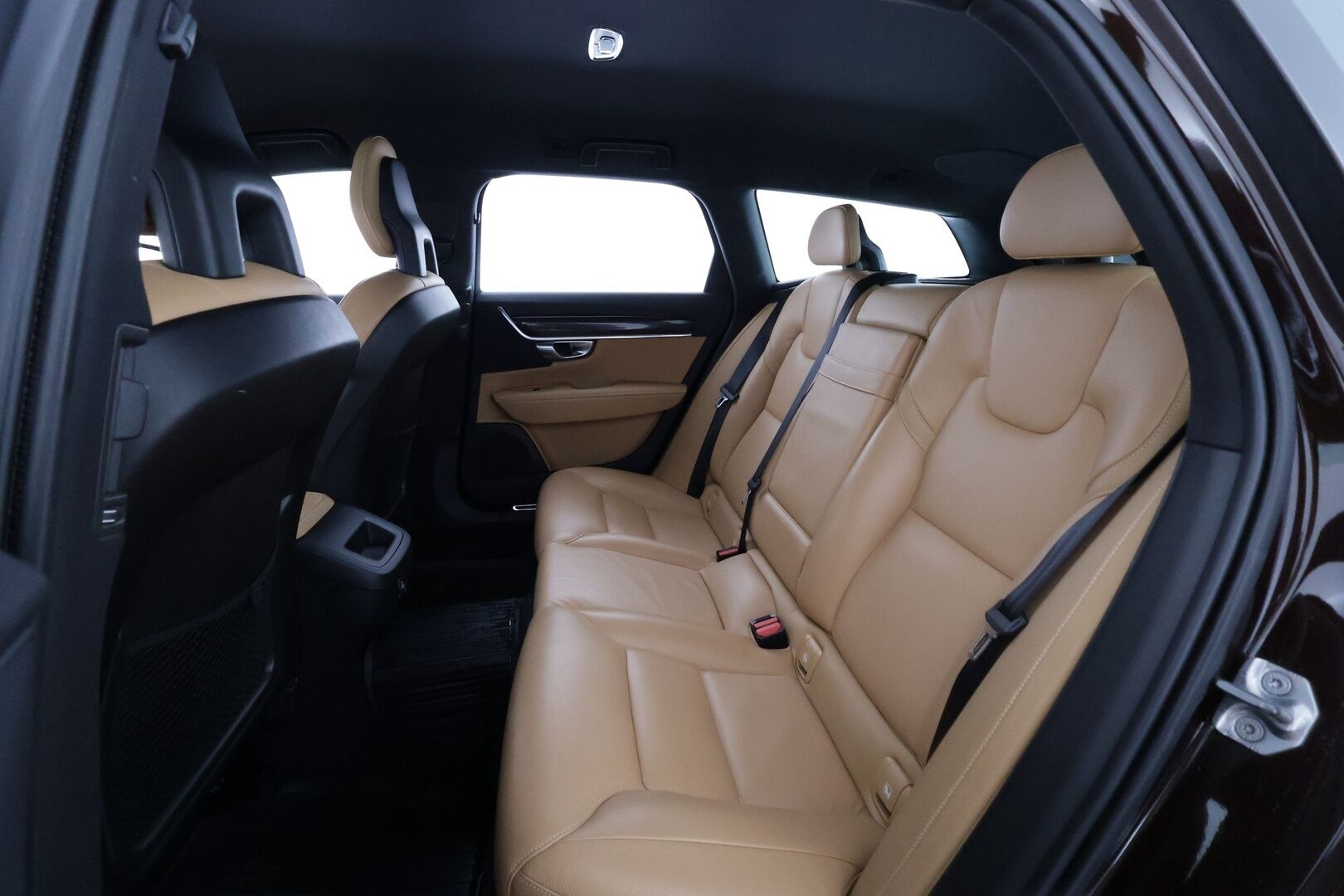 Volvo V90 2017 D3 AWD Business Inscription aut - | ACC | Koukku | Webasto | HUD | 360° | Muistipenkki | Sporttinahat | BLIS | Pilot Assist | Keyless | Kaarrevalot | Lämm. ratti | 2x renkaat aluin |