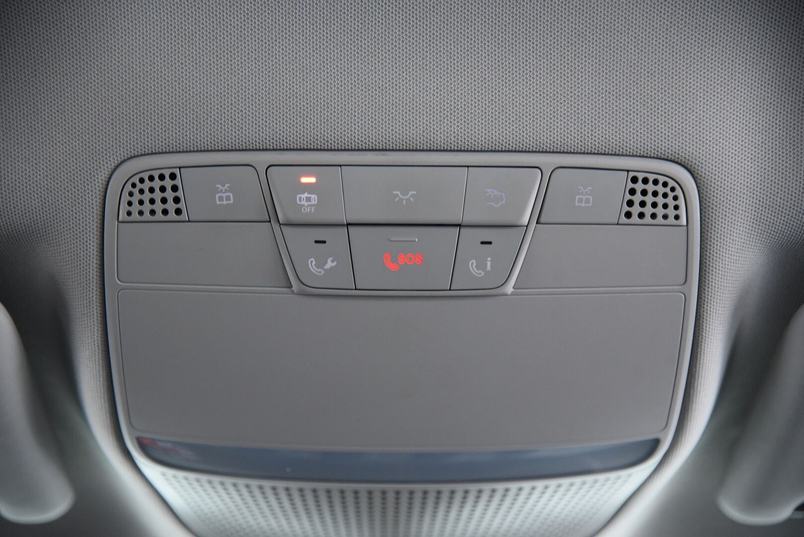 Mercedes-Benz E 2017 220 d 4Matic T A Business / Webasto / P-Kamera / Led High Performance / Sähköluukku - Merkkihuollettu Suomi-Auto!