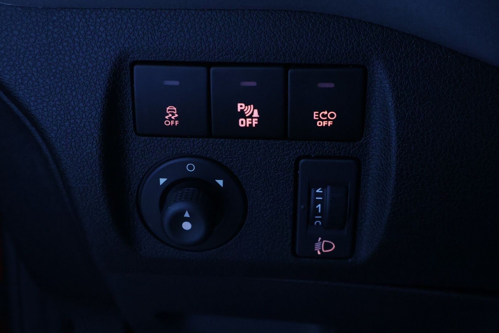 Citroen Berlingo Multispace 2017 PureTech 110 Feel - | YritysOutlet - Myydään vain yrityksille | Hyvä huoltohistoria | Kahdet vanteet + renkaat | Ei vikoja tiedossa | Seuraava katsastus toukokuussa 2027 | 