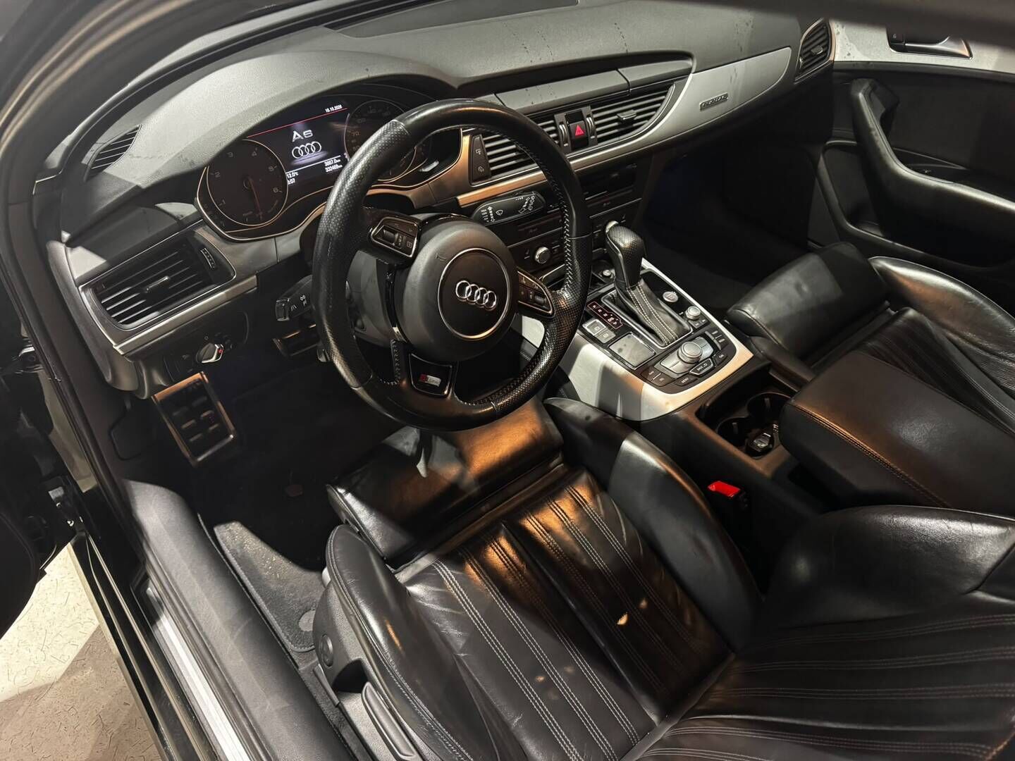 Audi A6 2015 Avant Business Sport 3,0 V6 TDI 200 kW quattro S tronic S-Line - Adapt.Vakkari | Peruutuskamera | Sporttinahat | BLIS | LED | 4-Alue AC | Lohko&Sisäpistoke | KeylessGo | MMI Navi Plus | Näyttävä!