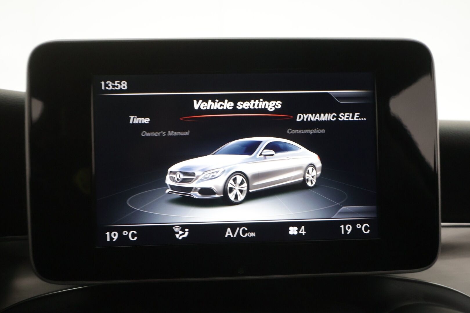 Mercedes-Benz C 2017 180 Coupé A Business AMG - | ILS-LED | P.Tutkat | Sporttipenkit | Nahka-Alcantara | Sisätilanlämmitin | Vakkari | Bluetooth | Suomi-auto | Kahdet renkaat |