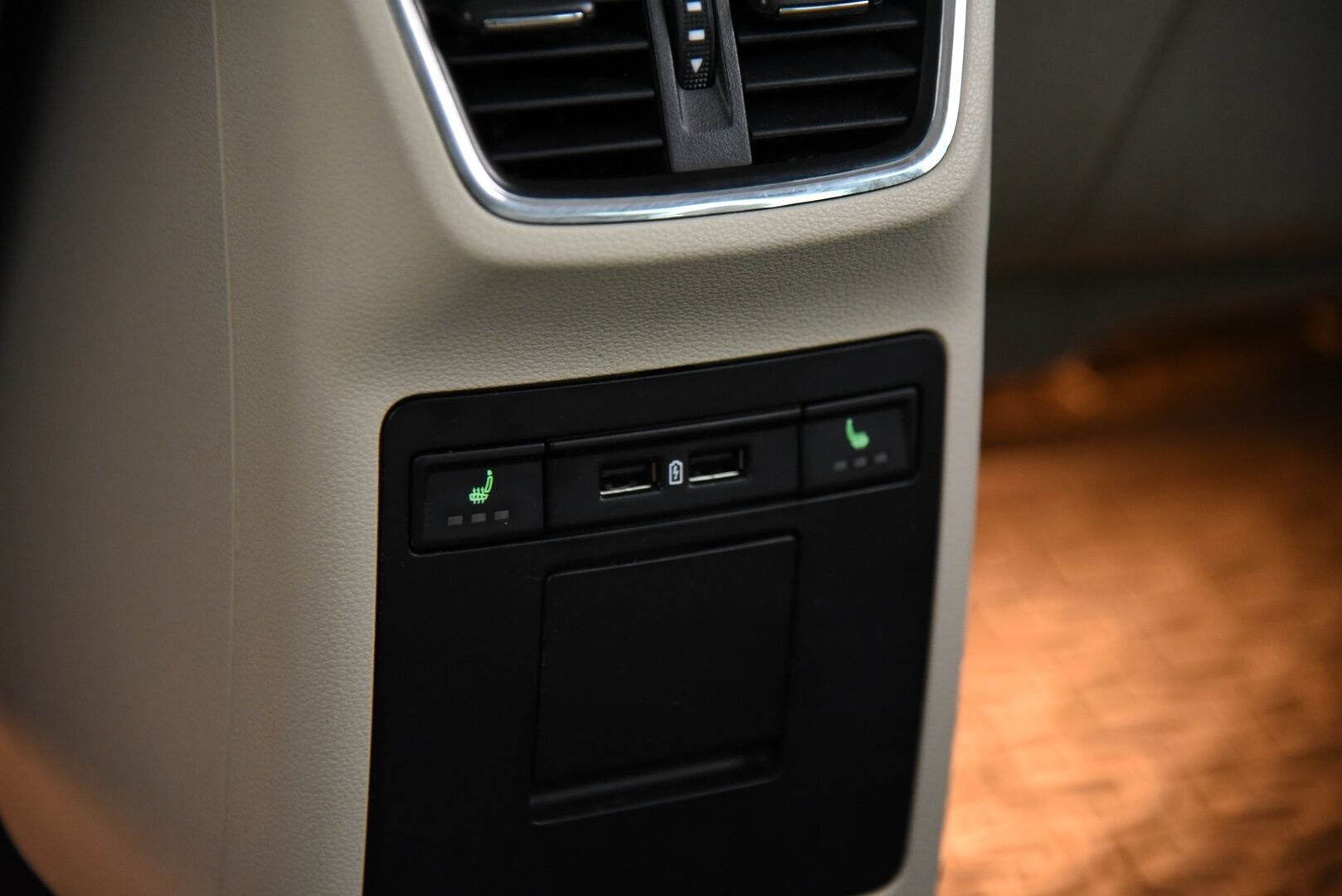 Skoda Octavia 2018 Combi 1,4 TSI G-TEC Style DSG Autom. Adapt.vak / LED / Blis / Keyless / Muistipenkki - Adapt. Vak / BLIS / Keyless / Muistipenkit / P. Kamera / Kattavat varusteet!