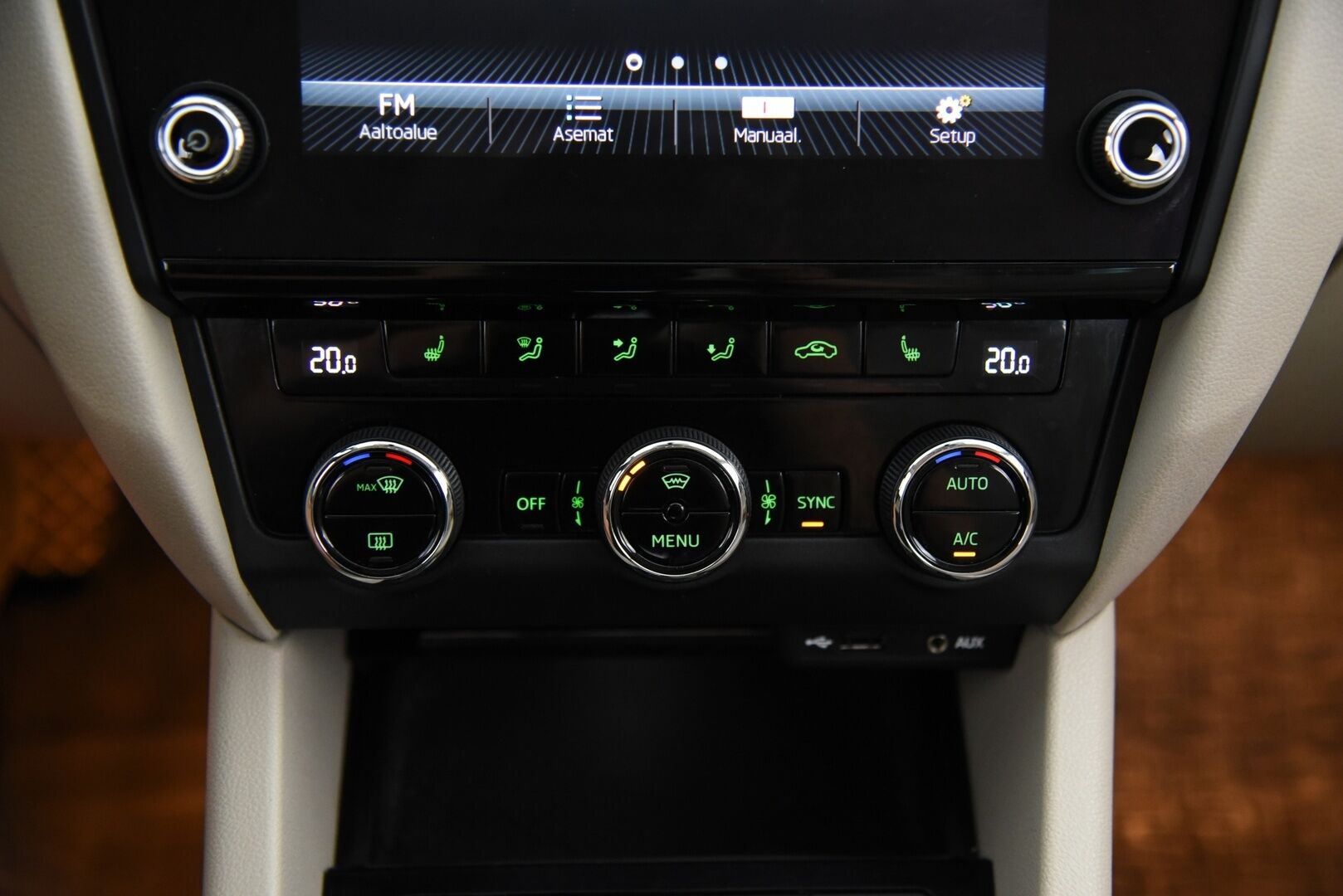Skoda Octavia 2018 Combi 1,4 TSI G-TEC Style DSG Autom. Adapt.vak / LED / Blis / Keyless / Muistipenkki - Adapt. Vak / BLIS / Keyless / Muistipenkit / P. Kamera / Kattavat varusteet!