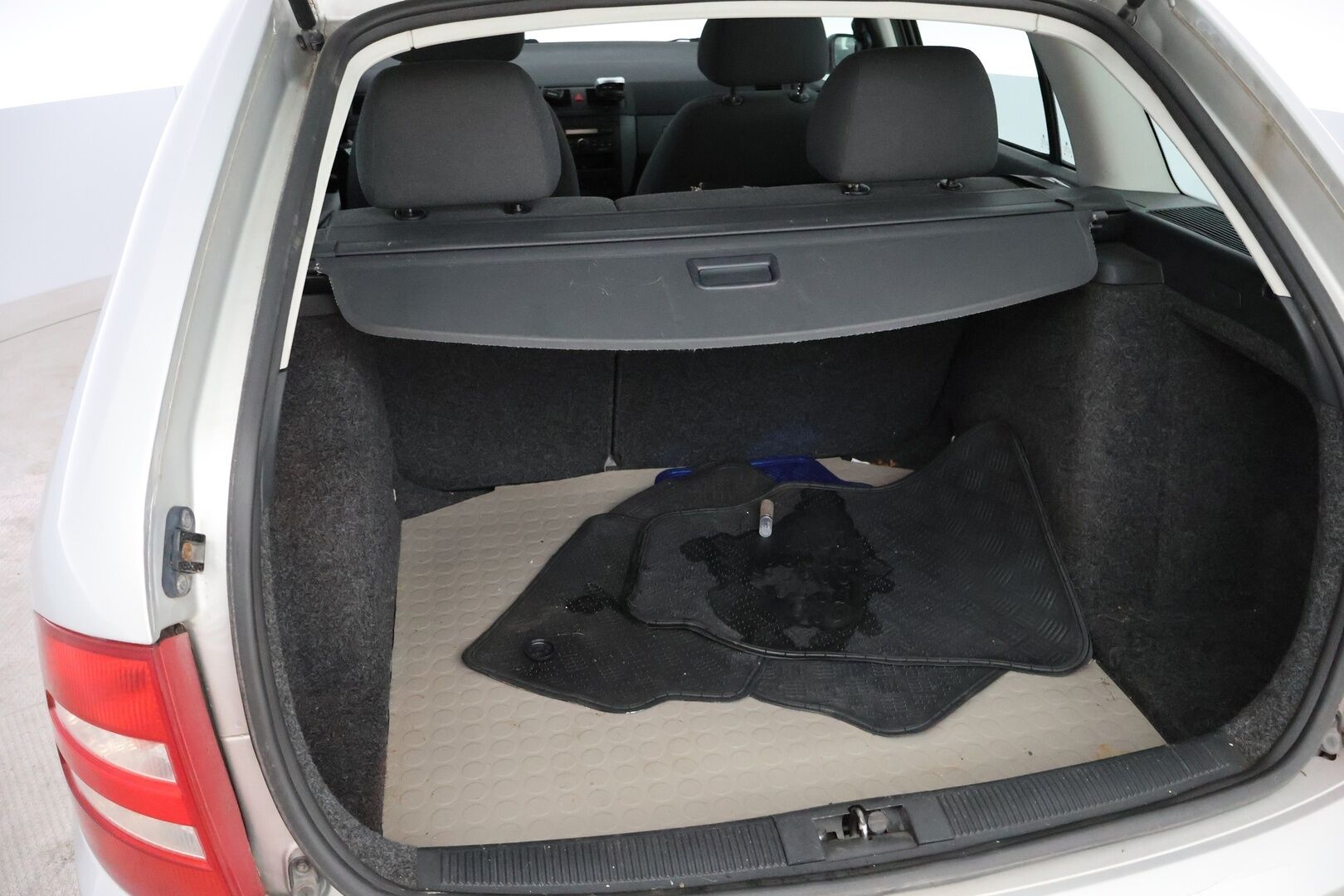 Skoda Fabia Combi 2003 MYYDÄÄN HUUTOKAUPAT.COM!