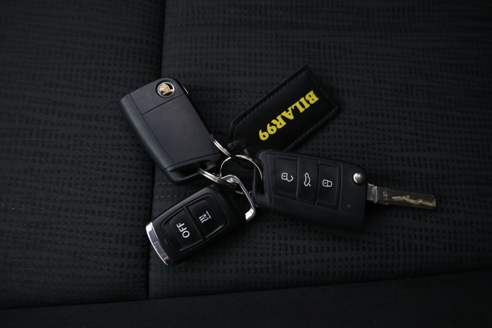 Skoda Octavia 2017 1,6 TDI Style DSG Autom / ACC  / Fullink/ Koukku - HULLUT AVAJAISHULINAT KORKOTARJOUS 3,29 %