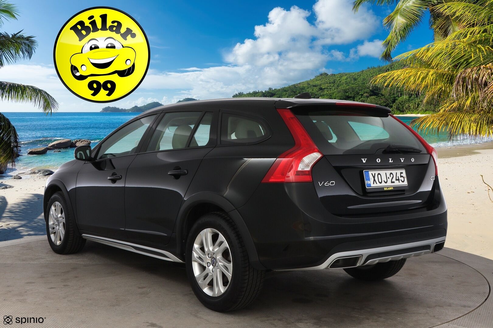 Volvo V60 Cross Country 2017 D3 Business Classic aut - Suomiauto / Webasto / Vaalea Nahkasisusta / Ratinlämmitys / Sensus Navi / Digimittari / Jakopää hiljattain tehty!