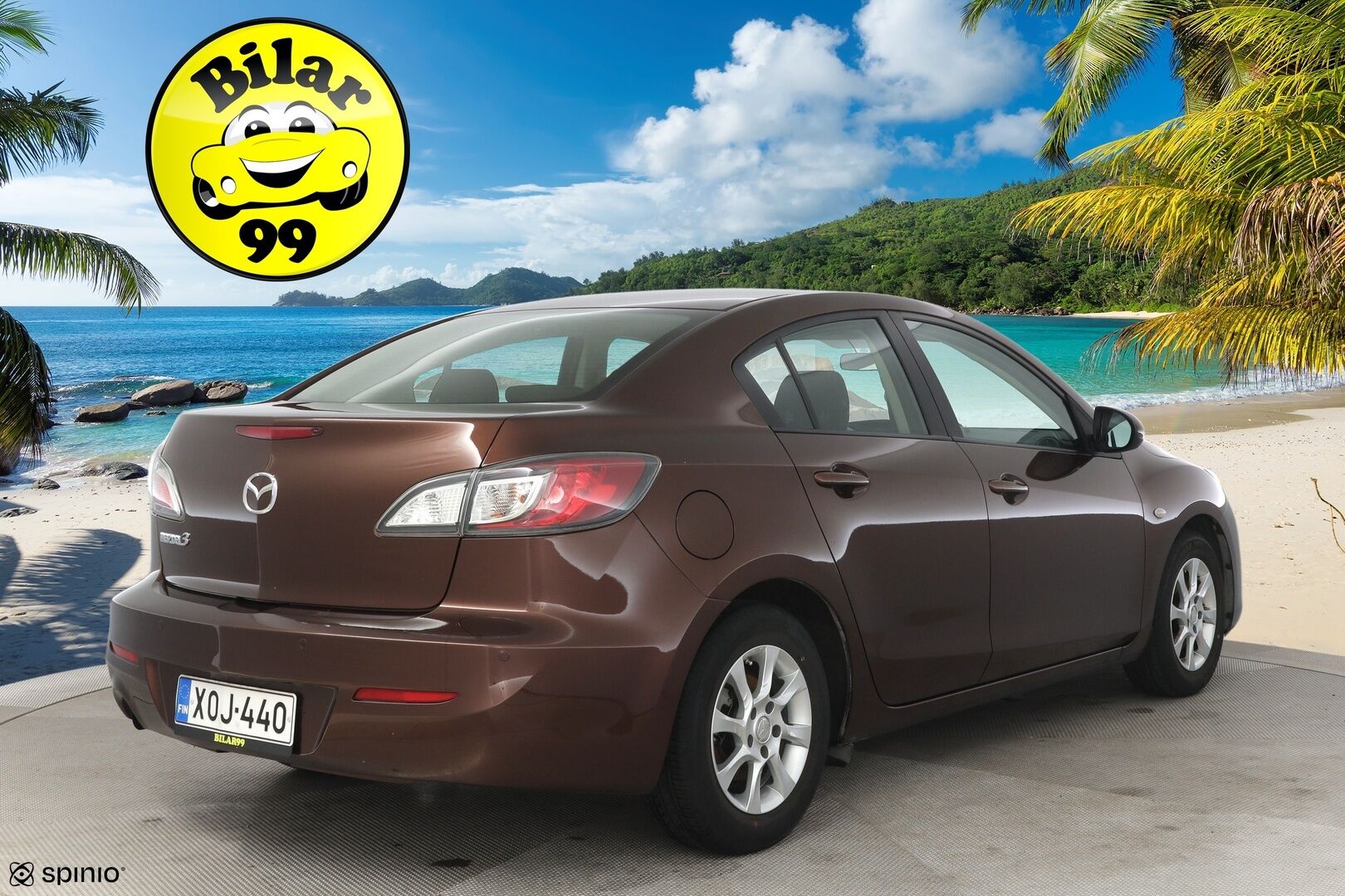 Mazda 3 2012 Mazda 3 Sedan ** Cruise / Lohko / Irroitettava koukku** - AUX / Kahdet renkaat vanteineen / Juuri huollettu ja katsastettu