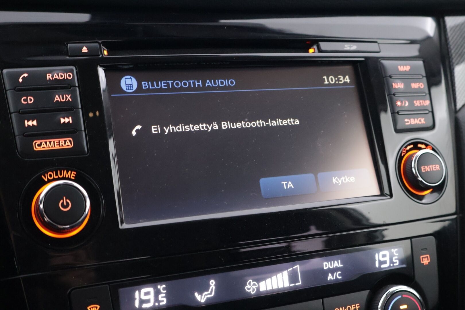 Nissan X-Trail 2017 dCi 177 Business 360 4WD Xtronic - | Suomi-auto | Koukku | Navi | Lohkolämmitin | Avaimeton kulku | Sähköluukku | 360-Kamera | Kahdet Michelin-renkaat vanteilla |