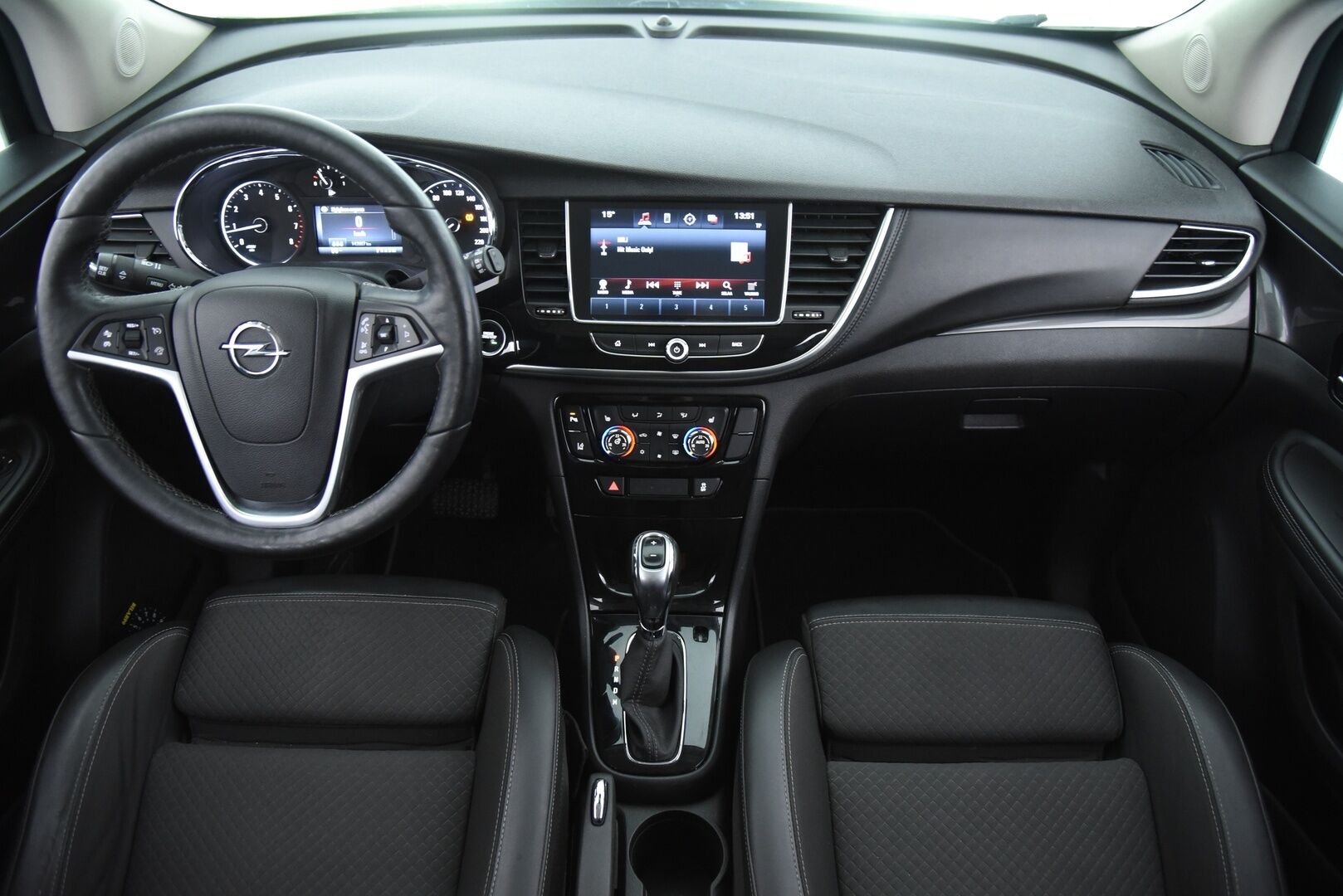 Opel Mokka 2017 X Innovation 1,4 Turbo ECOTEC / P-Kamera / Ratinlämmitys / Apple&Android / Keyless / Kaistavahti - Pienikulutteinen Suomi-Auto / LED-Ajovalot / 2 Renkaat vanteilla