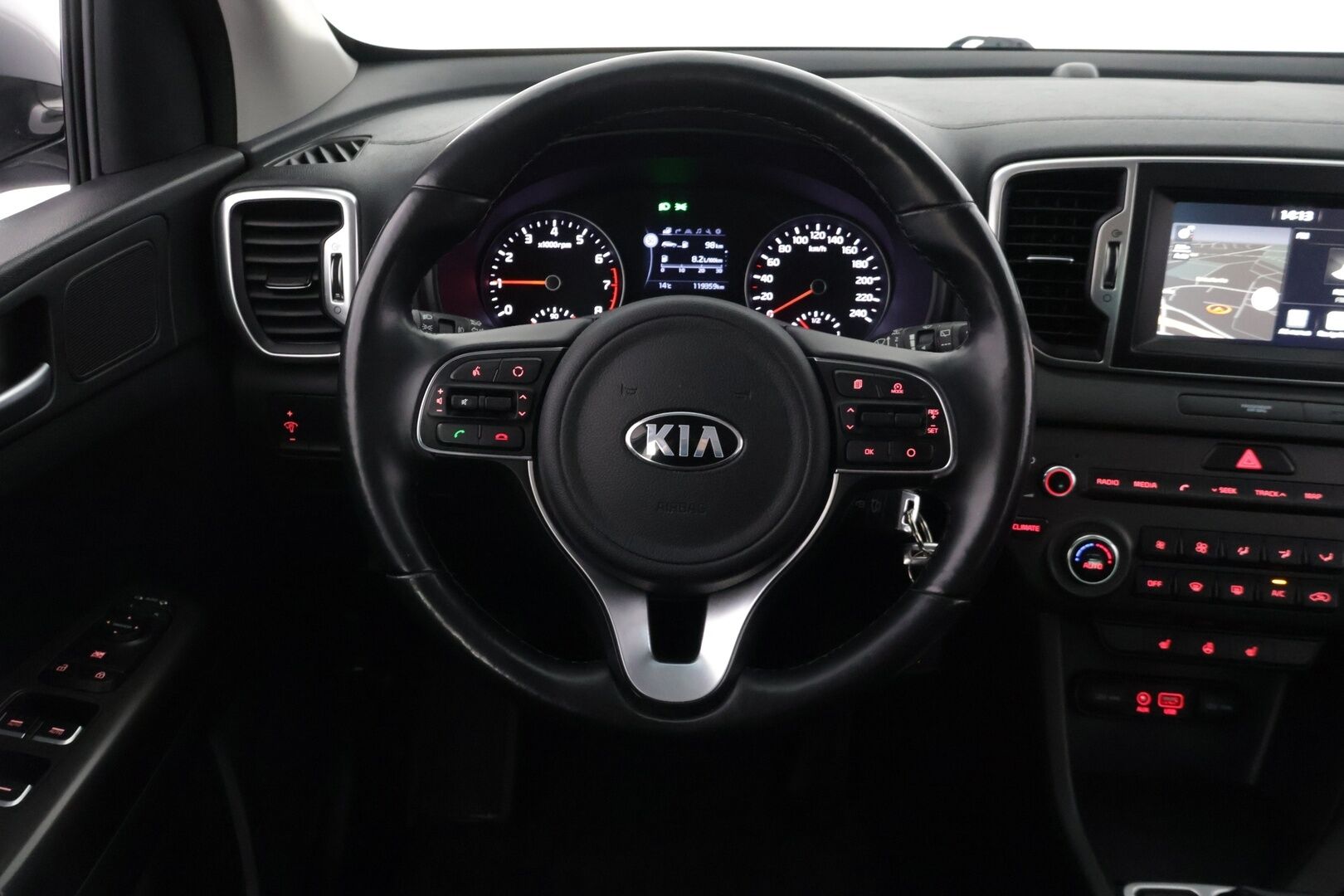 Kia Sportage 2018 1,6 ISG Urban EX EcoDynamics ** Juuri huollettu / Ratinlämmitin / Navi / CarPlay / P-Kamera / Tutkat ** - Osta nyt, maksa vasta ensi vuonna