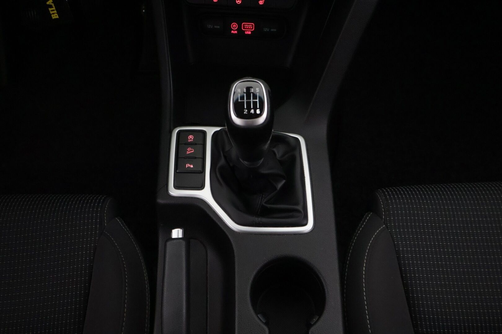 Kia Sportage 2018 1,6 ISG Urban EX EcoDynamics ** Juuri huollettu / Ratinlämmitin / Navi / CarPlay / P-Kamera / Tutkat ** - Osta nyt, maksa vasta ensi vuonna