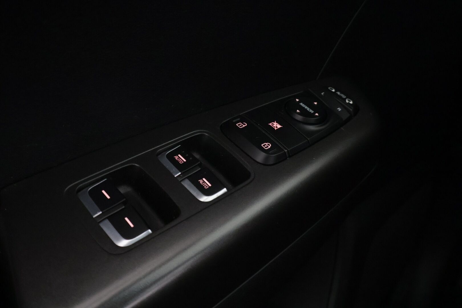 Kia Sportage 2018 1,6 ISG Urban EX EcoDynamics ** Juuri huollettu / Ratinlämmitin / Navi / CarPlay / P-Kamera / Tutkat ** - Osta nyt, maksa vasta ensi vuonna