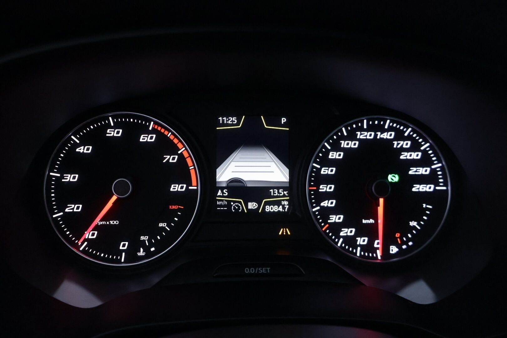 Seat Leon ST 2018 1,8 TSI 180 FR Business DSG *Adapt. vakkari / Lohkolämmitin / Koukku / Kessy / P. Tutkat* - Suomi-auto / Viimeisin huolto 119tkm kohdalla! / 2x renkaat alumiinivanteilla! 