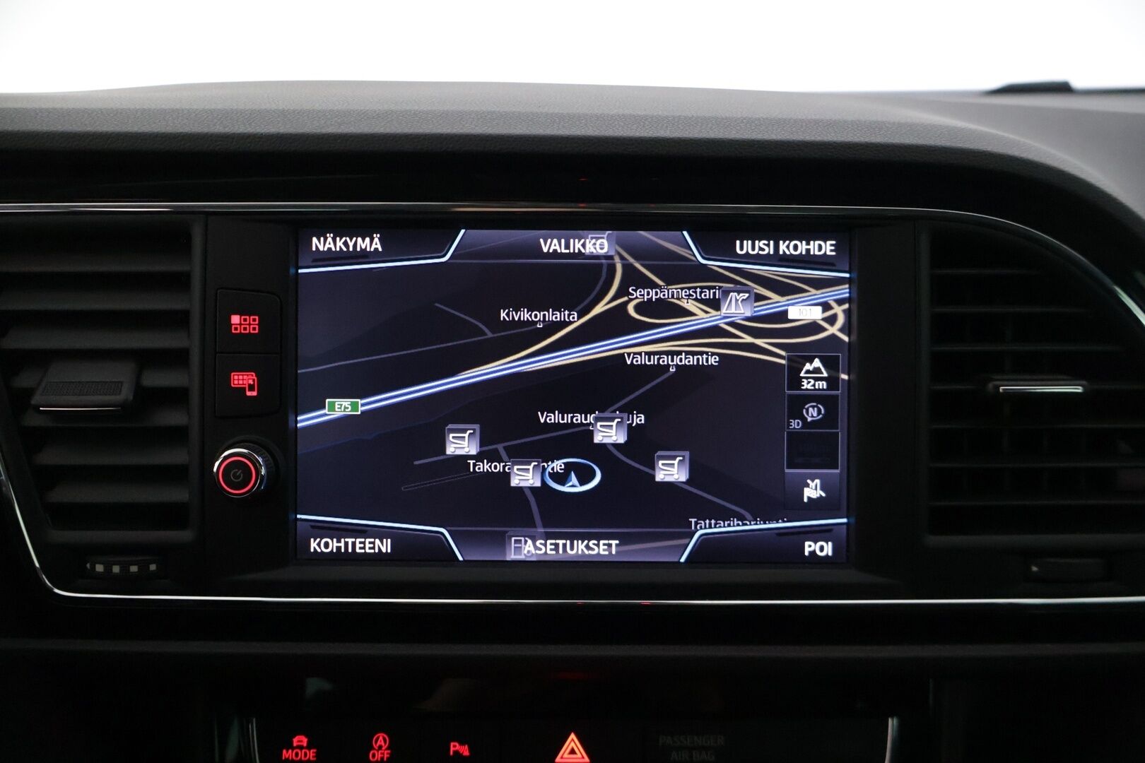 Seat Leon ST 2018 1,8 TSI 180 FR Business DSG *Adapt. vakkari / Lohkolämmitin / Koukku / Kessy / P. Tutkat* - Suomi-auto / Viimeisin huolto 119tkm kohdalla! / 2x renkaat alumiinivanteilla! 