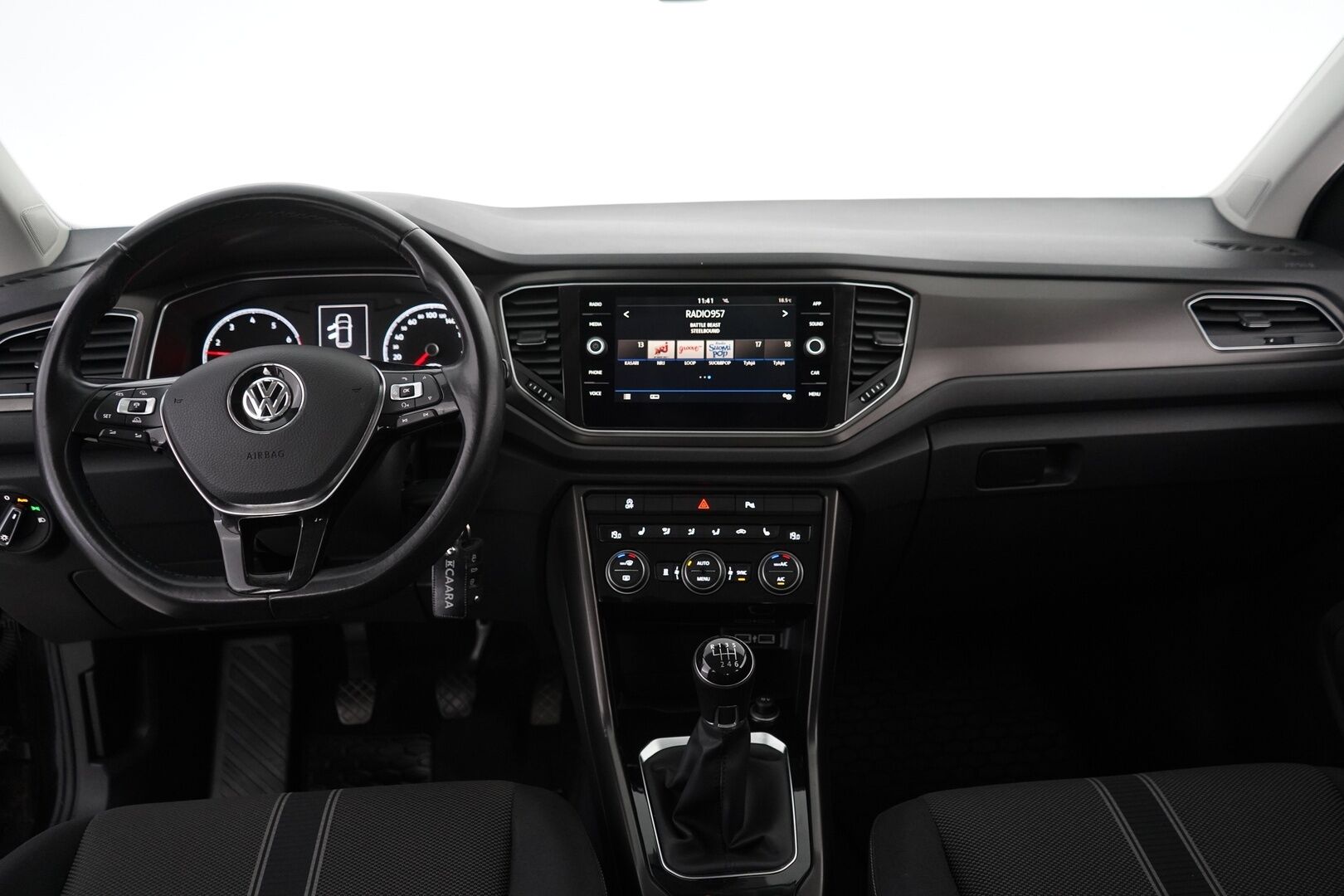 Volkswagen T-Roc 2017 Style 1,0 TSI 85 kW (115 hv) - ACC | Tutkat | Apple CarPlay & AndroidAuto | LED | Kahdet VW:n vanteet
