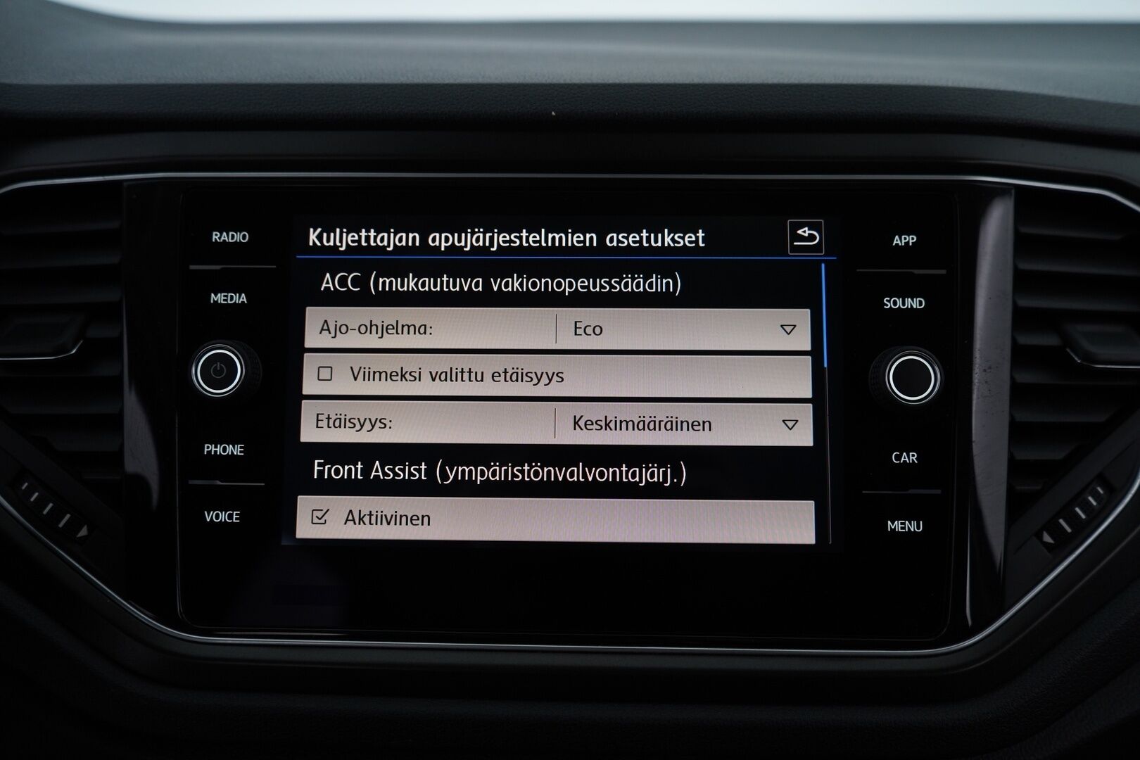 Volkswagen T-Roc 2017 Style 1,0 TSI 85 kW (115 hv) - ACC | Tutkat | Apple CarPlay & AndroidAuto | LED | Kahdet VW:n vanteet