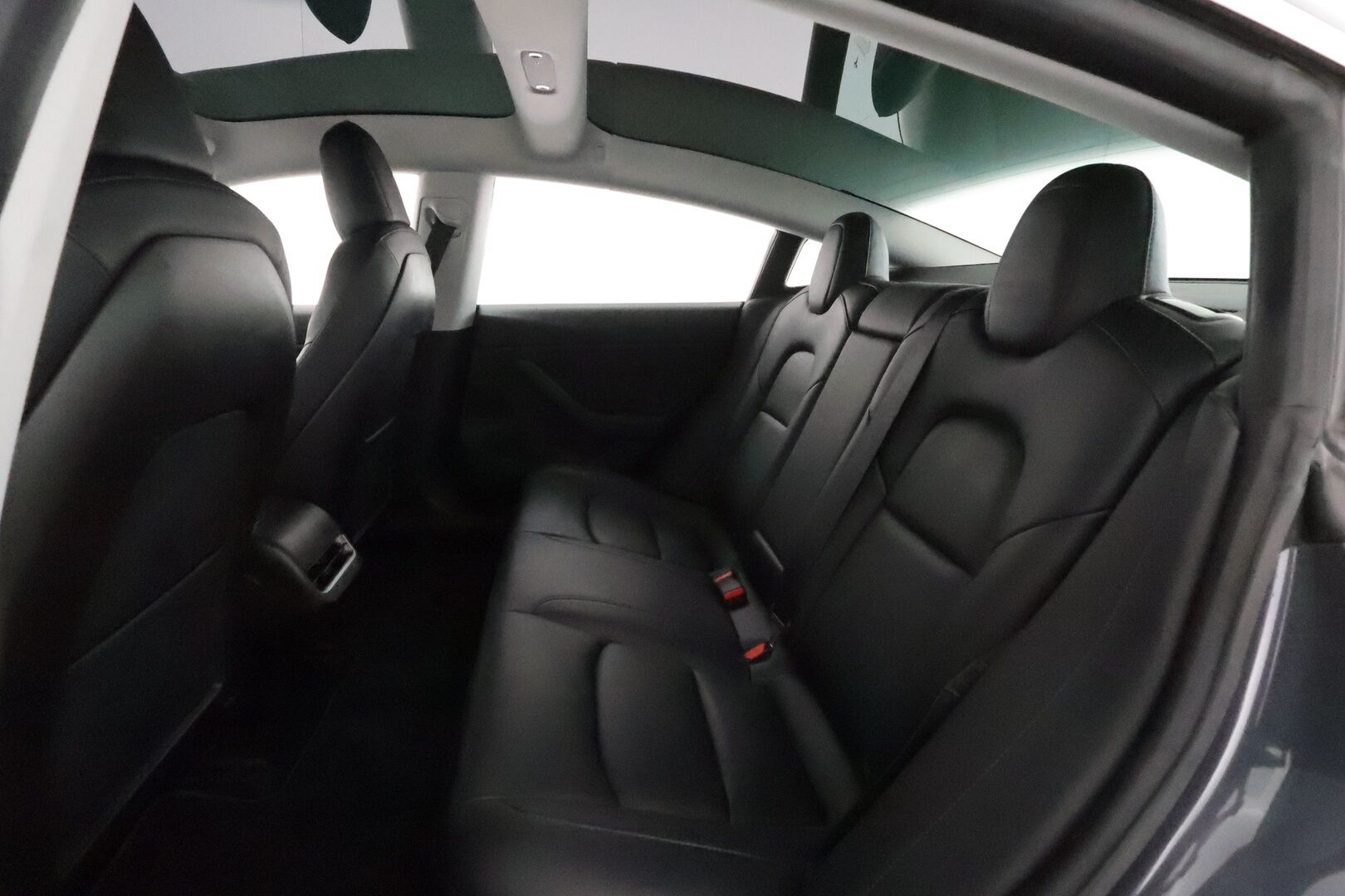Tesla Model 3 2019 Long-Range Dual Motor AWD **Lasikatto / ACC / LED-valot / P.kamera / Muistipenkki / Navi / Kaistavahti** - 1x Omisteinen Suomi-auto / 19" Sport vanteet / Kahdet Renkaat / Akku kuntotarkastettu!