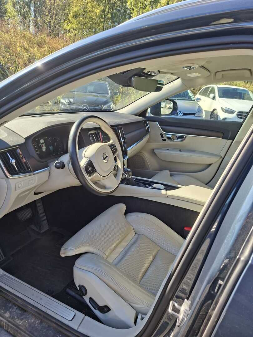Volvo V90 Cross Country 2018 D5 AWD Pro aut - | EI ADBLUE | Suomi-Volvo | ACC | Adapt.LED | Webasto | VOC | Sporttinahat Muistilla | Taitt.Koukku | P.Kamera | Ilmastoidut Istuimet | Lämm.Ratti | KeyLess | S.Luukku | Lämm.Lasi |