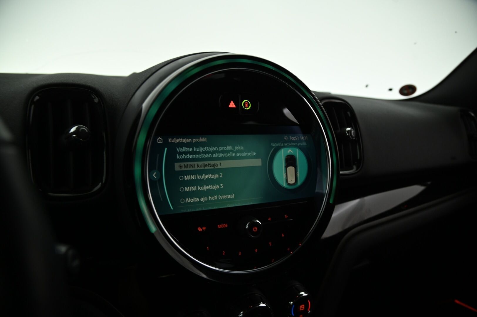 Mini Countryman 2022 Cooper S ALL4 A Maximise * Adapt. Led / Puolinahat / Vakkari / P. kamera / Digimittaristo* - Soh Arvo 92% / Juuri huollettu Mini hyvillä varusteilla! Tehtaan lupaama sähköinen kantama jopa 57km!