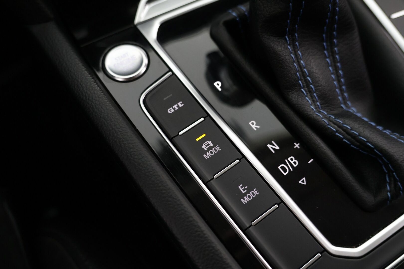 Volkswagen Passat 2018 Variant GTE Plug-In Hybrid 160 kW (218 hv) DSG-automaatti | Webasto | Sähkökontti | ACC - Siisti! | Huollettu hyvin | Kahdet renkaat 