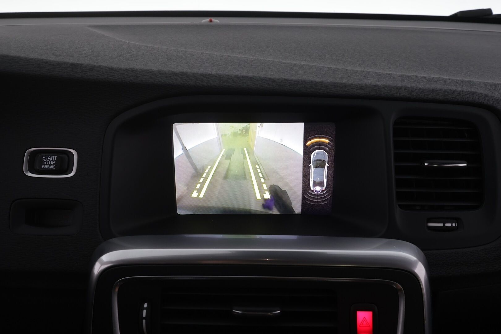 Volvo S60 2018 T3 Business Classic Summum aut - | Muistipenkki | Nahkasisusta | Xenon | Akt. kaarrevalot | P.kamera | Digimittaristo | Navi | Keyless | BT | Lämm. ratti | Merkkihuollot |  