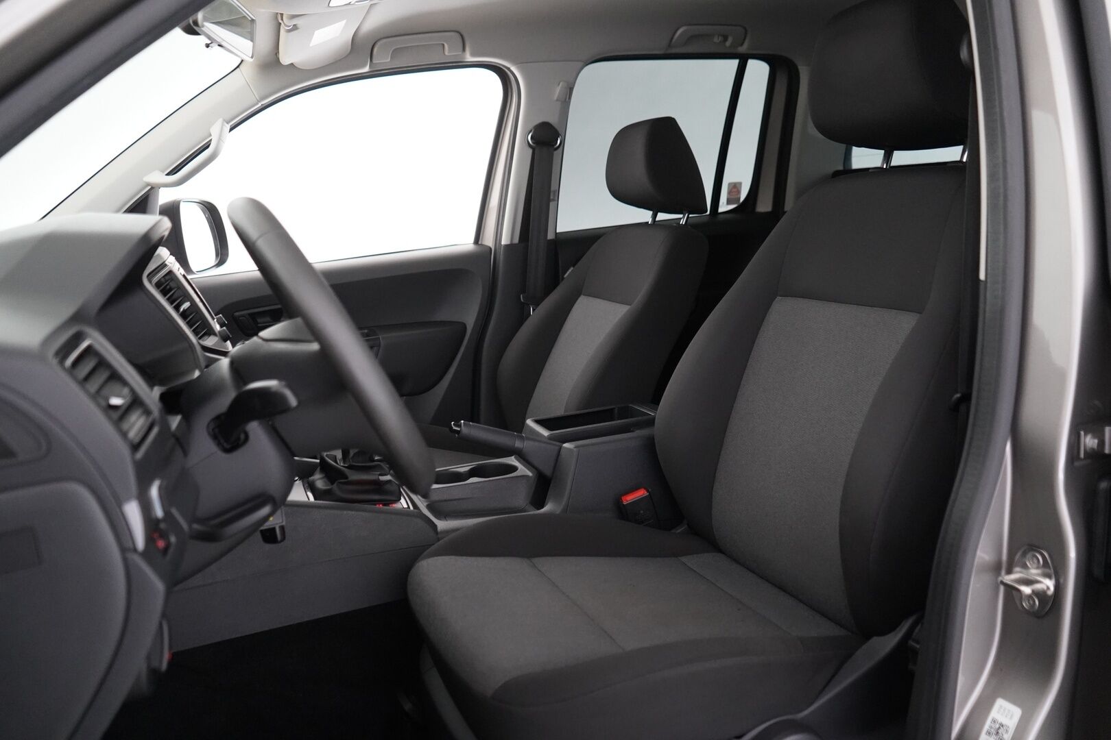 Volkswagen Amarok 2019 3.0 TDI 120kW 4MOTION 3080kg DC Trendline PRO - Webasto | Tutka | App-connect | Kahdet renkaat aluvantein | Hieno!