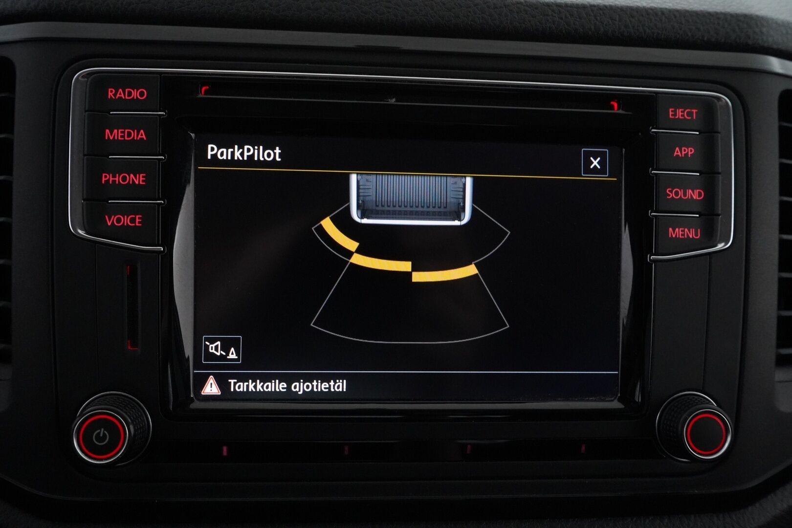 Volkswagen Amarok 2019 3.0 TDI 120kW 4MOTION 3080kg DC Trendline PRO - Webasto | Tutka | App-connect | Kahdet renkaat aluvantein | Hieno!