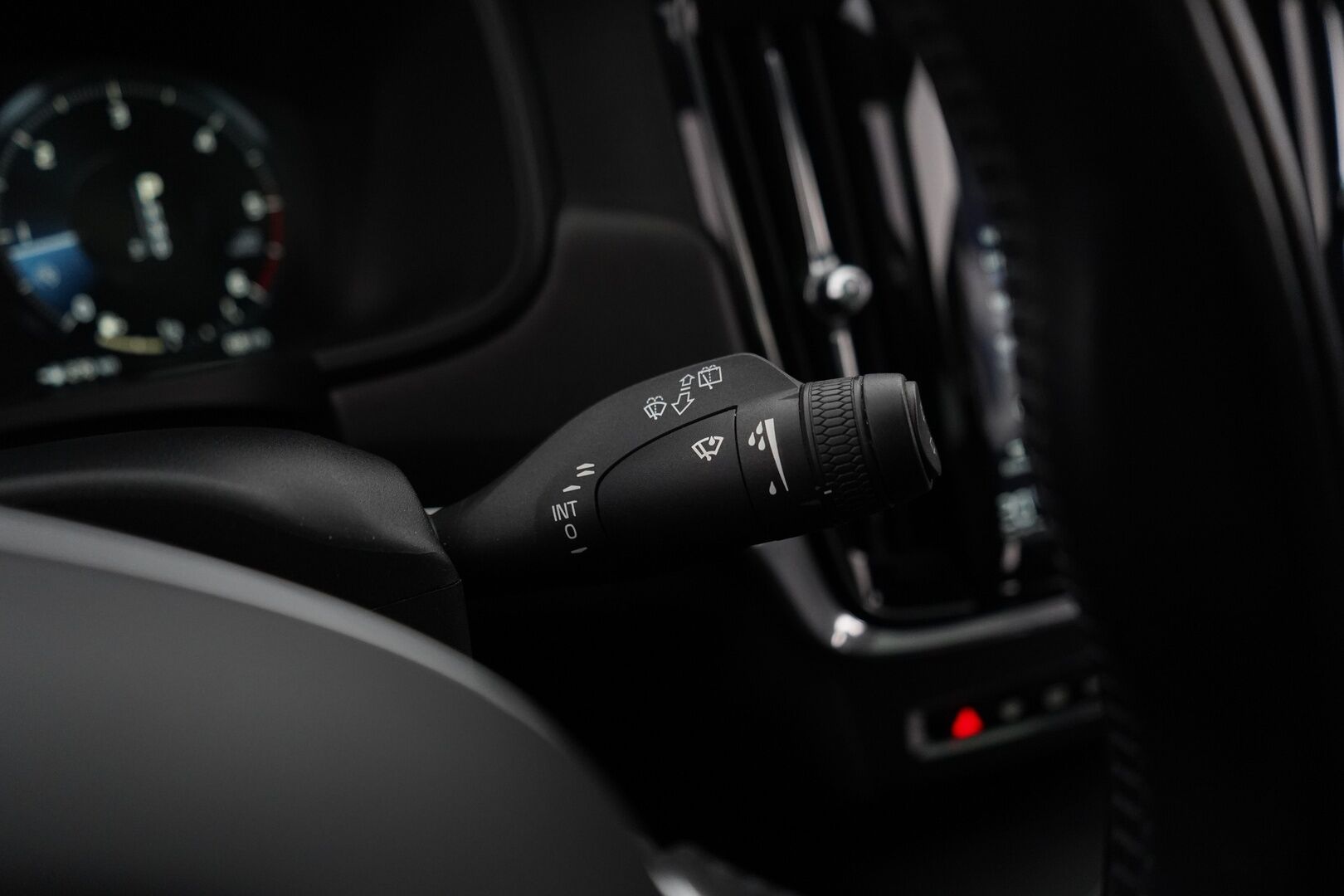 Volvo V90 Cross Country 2018 D5 AWD Pro aut *Bowers&Wilkins / 360° / ACC / HUD / Koukku / Webasto / Panorama* - Suomi-auto / Ei AdBlueta / Jakohihna vaihdettu 9/2025 / 2x Volvon vanteet / Huippuvarusteltu