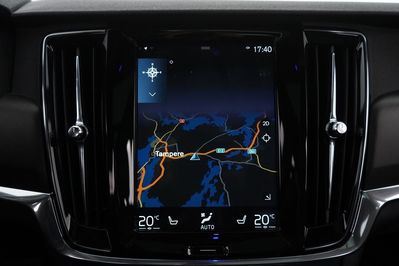Volvo V90 Cross Country 2018 D5 AWD Pro aut *Bowers&Wilkins / 360° / ACC / HUD / Koukku / Webasto / Panorama* - Suomi-auto / Ei AdBlueta / Jakohihna vaihdettu 9/2025 / 2x Volvon vanteet / Huippuvarusteltu