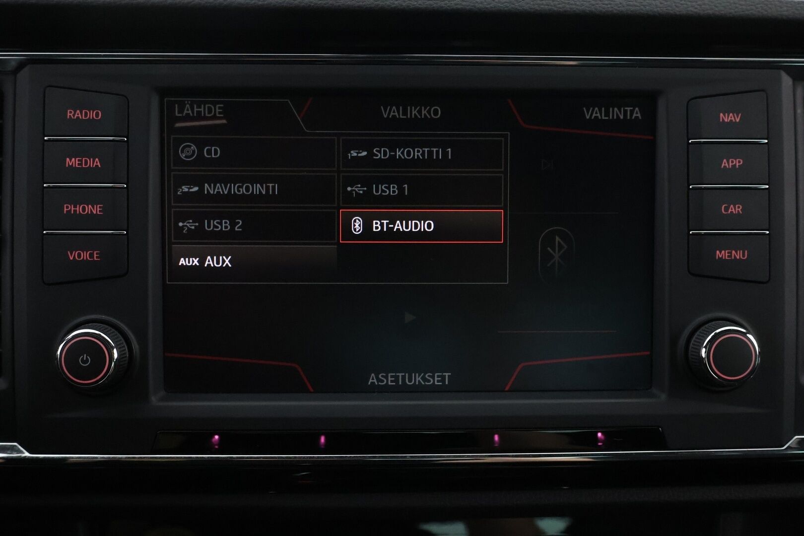 Seat Ateca 2018 1,4 TSI 150 ACT 4DRIVE Xcellence DSG - Suomiauto / Webasto / Peruutuskamera / Vetokoukku / Seat Sound System / LED / Puolinahkasisusta / Front Assist / Jakopää tehty!