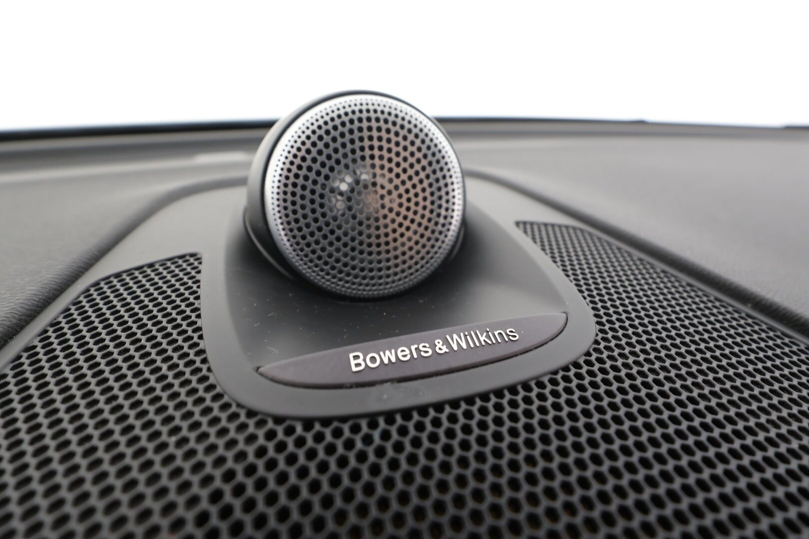 Volvo XC60 2018 D4 AWD Business R-Design aut * ACC / Bower & Wilkins / Webasto / Koukku / Muistipenkki / Keyless / LED * - Suomi-auto / Kahdet renkaat