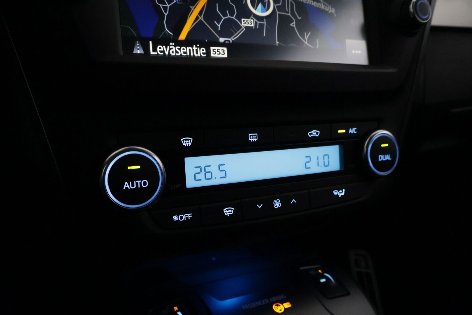 Toyota Avensis 2018 1,8 Valvematic Active Edition Touring Sports Multidrive S - | Suomiauto | 1-om | Merkkihuollettu | P-Kamera | Koukku | Lohko+sis.lämmitin | 
