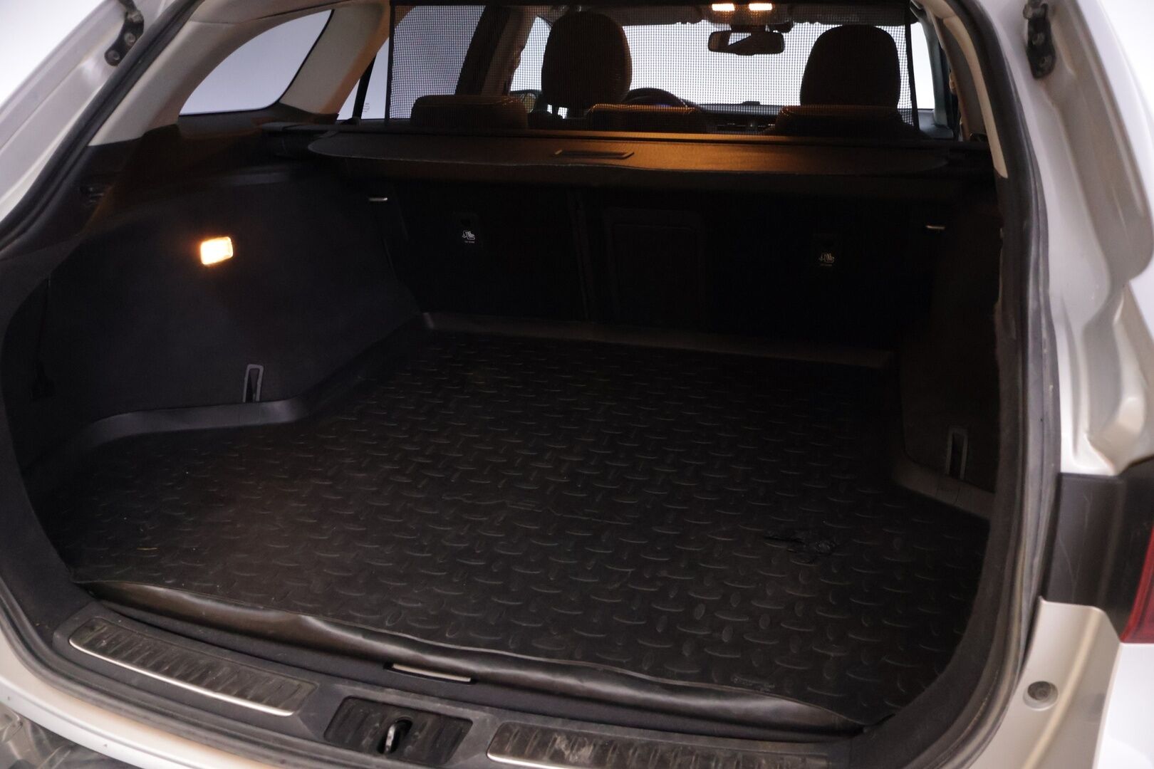 Toyota Avensis 2018 1,8 Valvematic Active Edition Touring Sports Multidrive S - | Suomiauto | 1-om | Merkkihuollettu | P-Kamera | Koukku | Lohko+sis.lämmitin | 