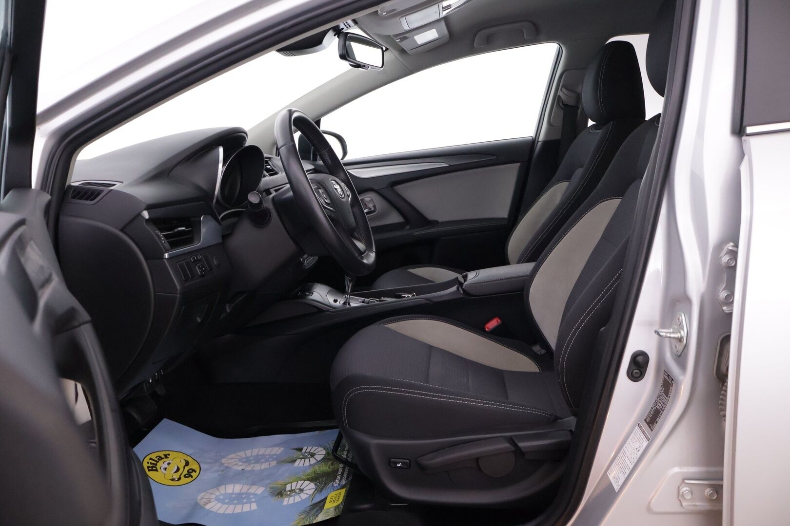 Toyota Avensis 2018 1,8 Valvematic Active Edition Touring Sports Multidrive S - | Suomiauto | 1-om | Merkkihuollettu | P-Kamera | Koukku | Lohko+sis.lämmitin | 