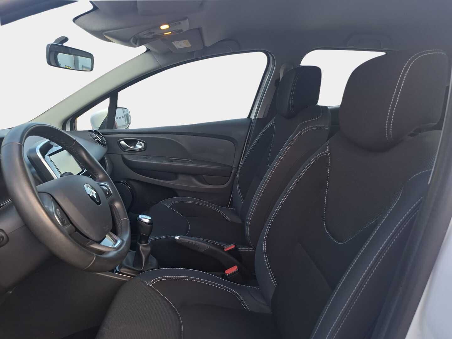 Renault Clio 2017 Energy TCe 90 eco2 S&S Zen S17 - Vakkari | Lohko + sisäp. | 2x Merkkirenkaat aluvantein | Suomi-auto | Navi | Bluetooth 