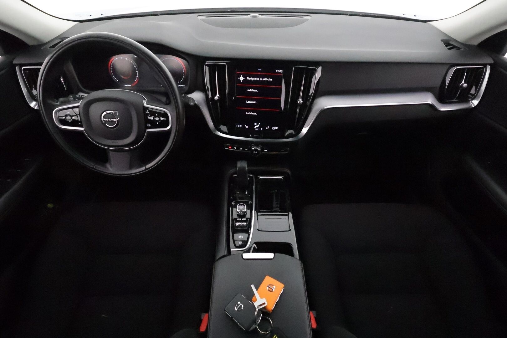 Volvo V60 2021 T6 TwE AWD Inscription Expression aut *ACC / P.kamera / BLIS / Webasto / Koukku / LED / Navi* - Akku kuntotarkastettu / Kahdet renkaat aluvanteilla / Merkkihuollettu