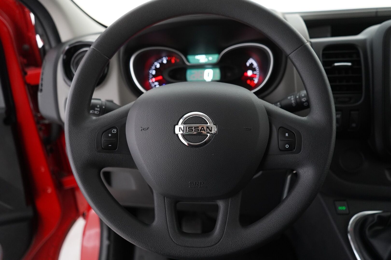 Nissan NV300 2018 Combi 1,6 dCi 95 6 M/T L1H1 1.2t FWD Comfort - KATSO HINTA! | Webasto | Vakkari | Suomi-auto | 9-paikkainen | Seuraava katsastus 03/27 | 2x renkaat | Juuri huollettu