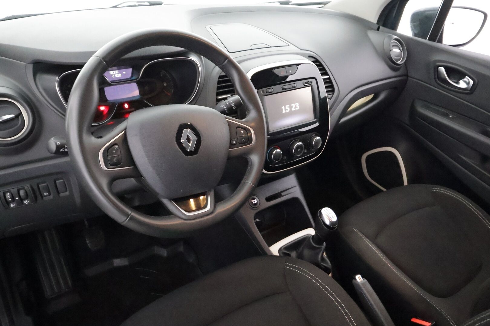Renault Captur 2019 TCe 90 Zen - | Vakkari | Navi | P.tutka | Bluetooth | Facelift | Suomi-auto | Kahdet renkaat |