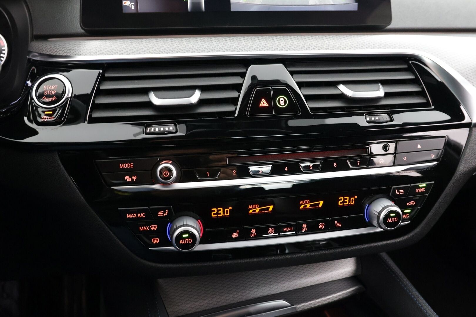 BMW 520 2018 G30 d A xDrive M Sport -  | Prof.Navi | Kessy | P-kamera | Vakkari |