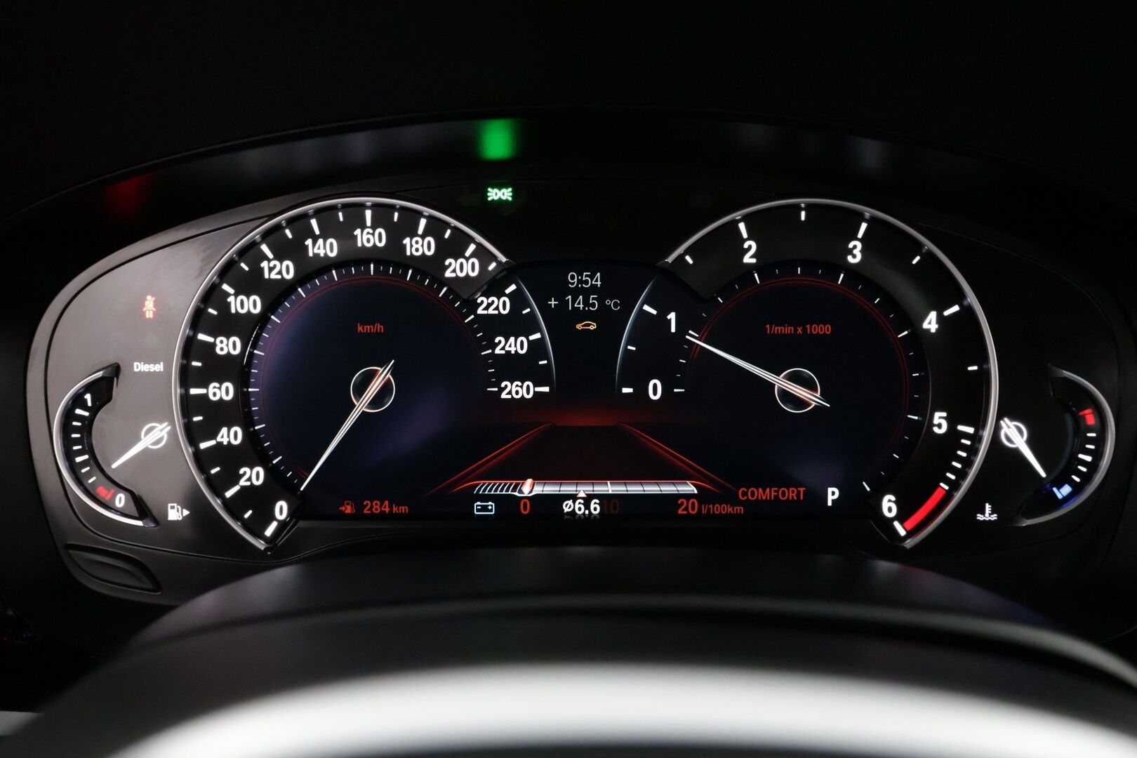 BMW 520 2018 G30 d A xDrive M Sport * Prof.Navi / Kessy / P-kamera / Vakkari * - siistikuntoinen ja taloudellinen Sedan / M-sport / P-kamera