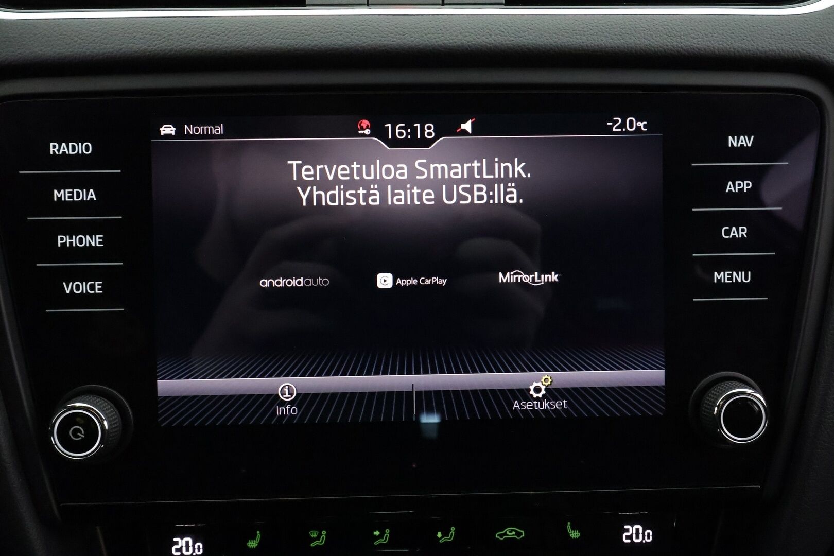 Skoda Octavia 2018 Combi 2,0 TSI RS DSG  * Webasto / ACC / LED / P.kamera / Navi / Keyless * - Facelift / Suomi-auto / Kahdet renkaat - HULLU BLACKWEEK KORKOTARJOUS 2,49%