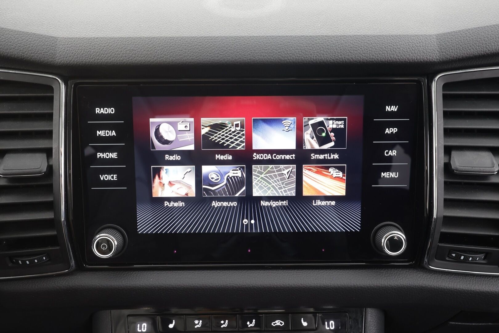 Skoda Kodiaq 2018 1,4 TSI 4x4 Style DSG Autom. - ACC | Webasto | Muisitpenkit | Canton | P.Kamera | Puolinahat | Keyless | LED | Apple&Android | 1.Om Suomi-auto | Kahdet Renkaat