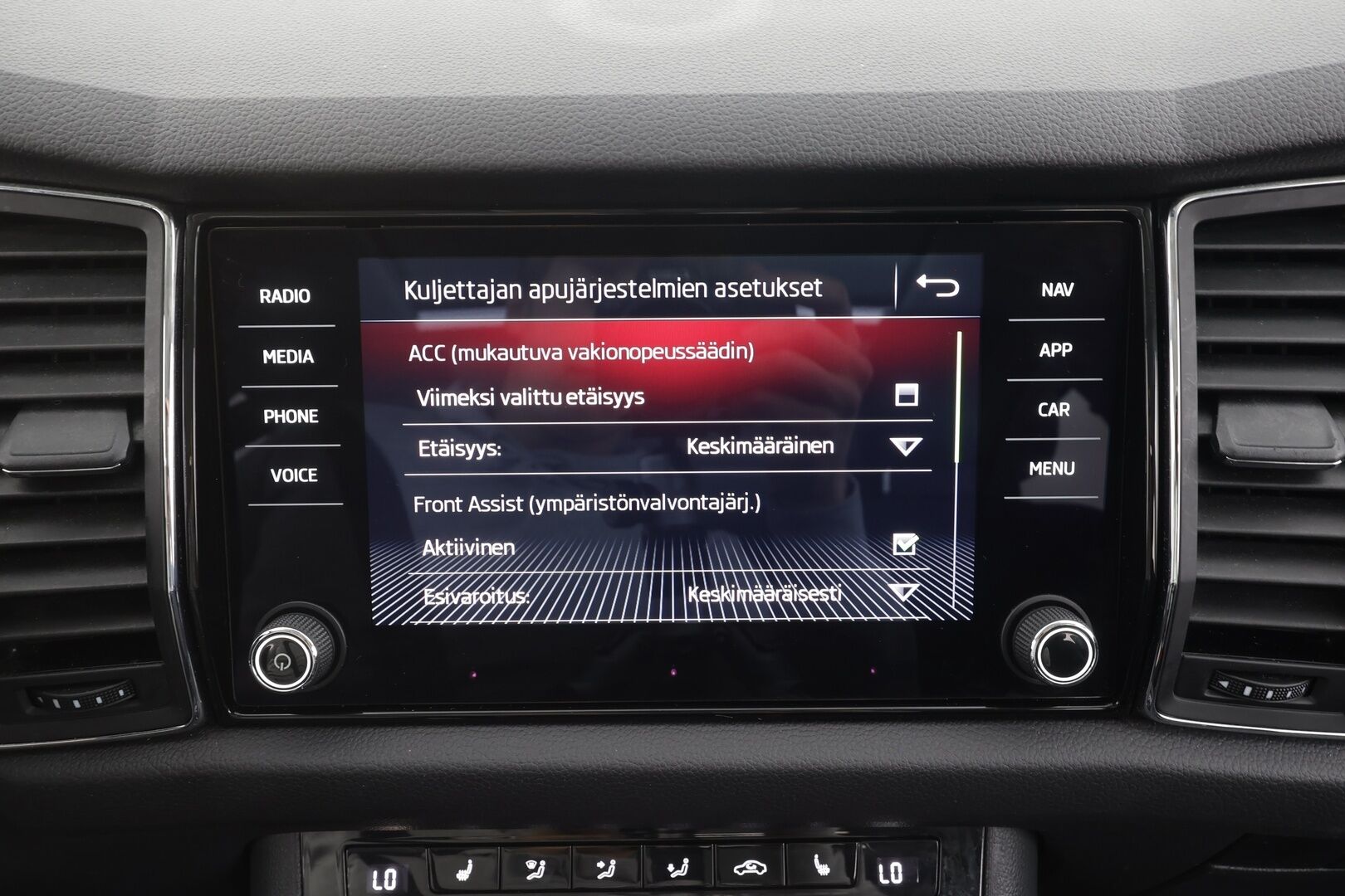 Skoda Kodiaq 2018 1,4 TSI 4x4 Style DSG Autom. - ACC | Webasto | Muisitpenkit | Canton | P.Kamera | Puolinahat | Keyless | LED | Apple&Android | 1.Om Suomi-auto | Kahdet Renkaat