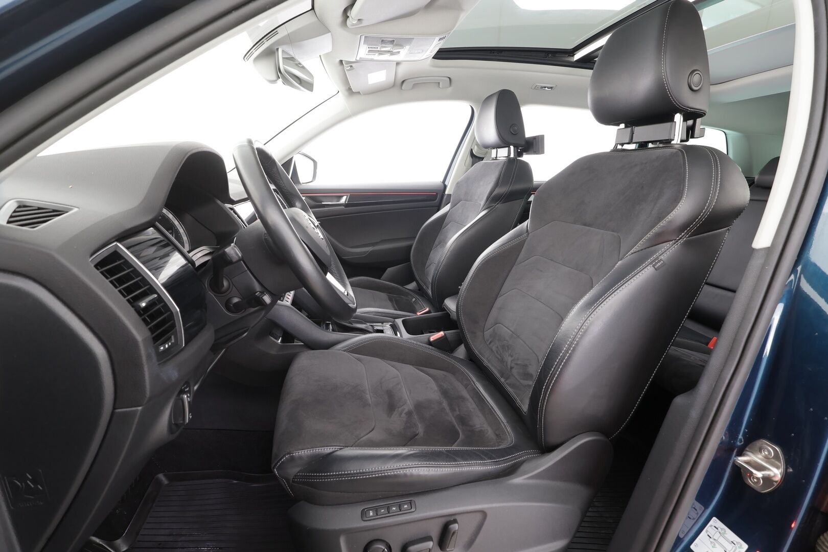 Skoda Kodiaq 2018 1,4 TSI 4x4 Style DSG Autom. - ACC | Webasto | Muisitpenkit | Canton | P.Kamera | Puolinahat | Keyless | LED | Apple&Android | 1.Om Suomi-auto | Kahdet Renkaat