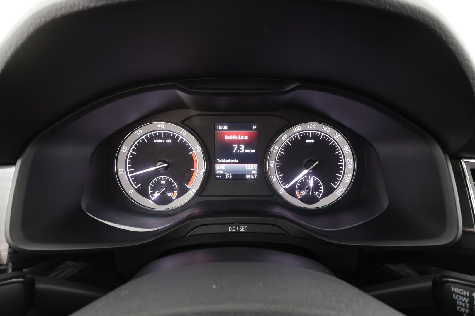 Skoda Kodiaq 2018 1,4 TSI 4x4 Style DSG Autom. - ACC | Webasto | Muisitpenkit | Canton | P.Kamera | Puolinahat | Keyless | LED | Apple&Android | 1.Om Suomi-auto | Kahdet Renkaat