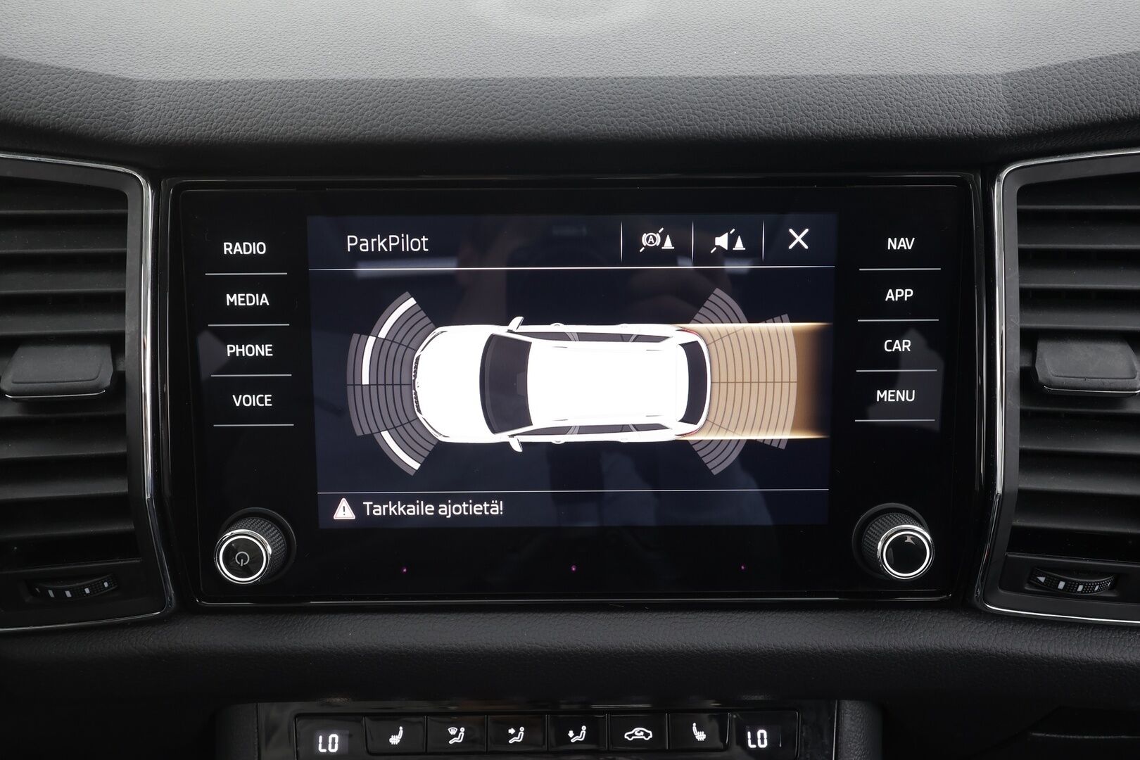 Skoda Kodiaq 2018 1,4 TSI 4x4 Style DSG Autom. - ACC | Webasto | Muisitpenkit | Canton | P.Kamera | Puolinahat | Keyless | LED | Apple&Android | 1.Om Suomi-auto | Kahdet Renkaat