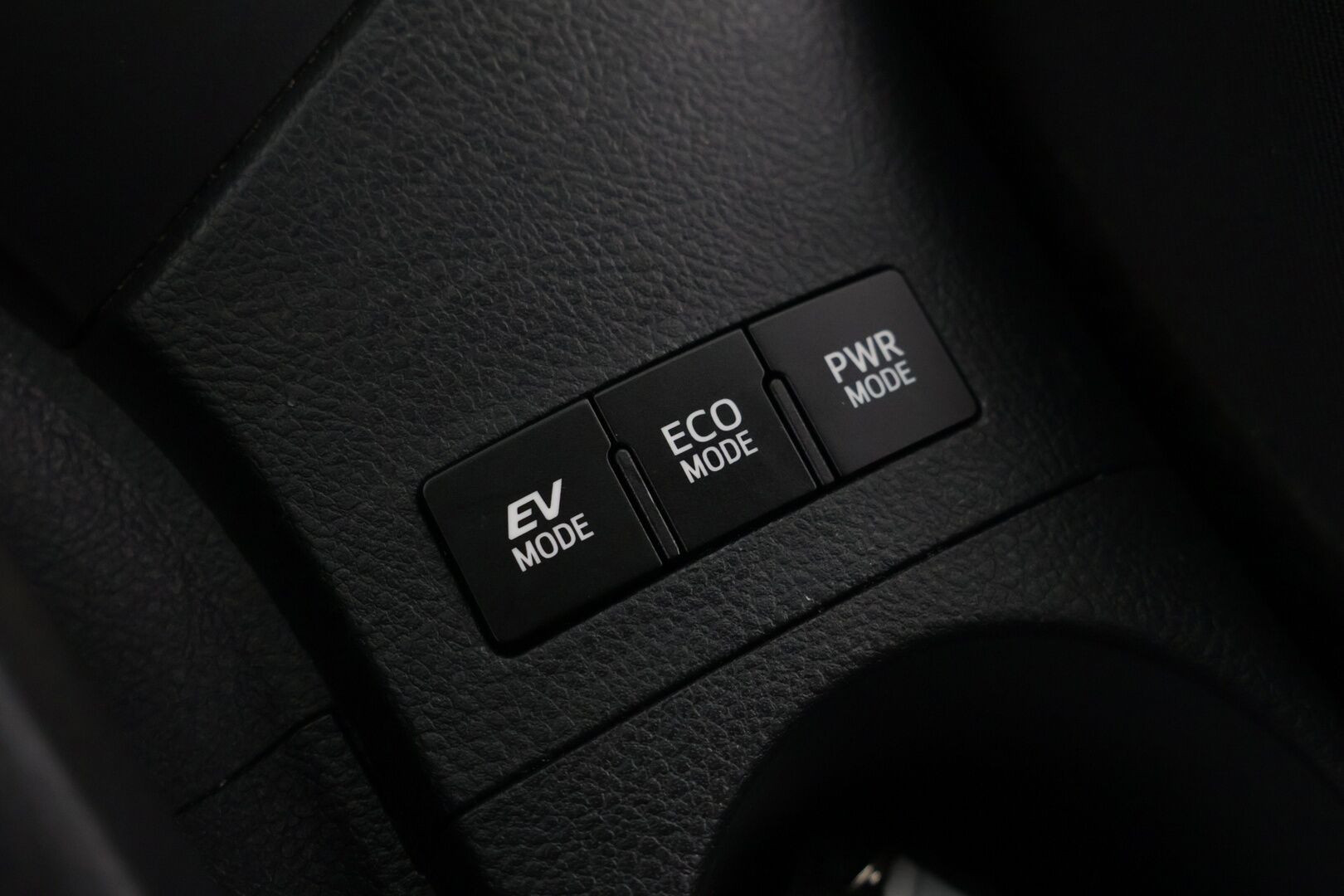Toyota Auris 2018 Touring Sports 1,8 Hybrid Active Edition - Suomi-Auto / Navigaattori / Bluetooth / Peruutuskamera