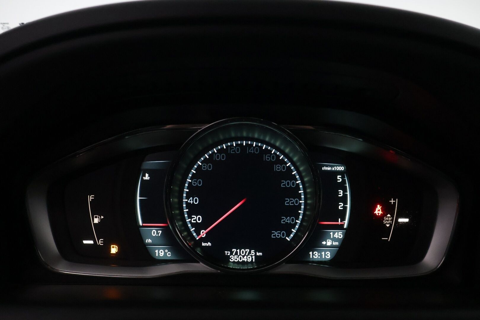 Volvo XC60 2014 D3 Momentum - Myydään Huutokaupat.com - | Webasto | Digimittaristo | Vakkari | Koukku | Audio high performance Jakopää tehty 274tkm | 2x Volvon aluvanteet 