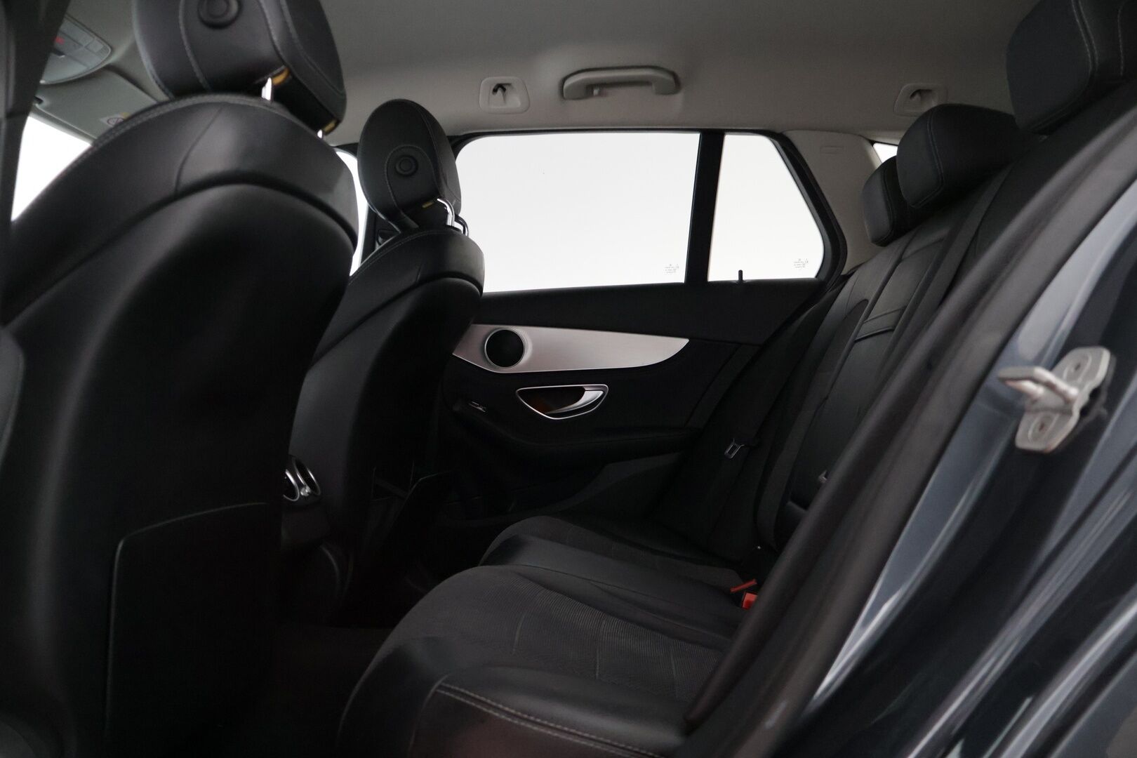 Mercedes-Benz C 2015 C 220 BlueTec T A Premium Business * Webasto / Koukku / Sähkökontti / LED High.Perf * - * Hyvin huollettu! / 2x Renkaat & Vanteet *