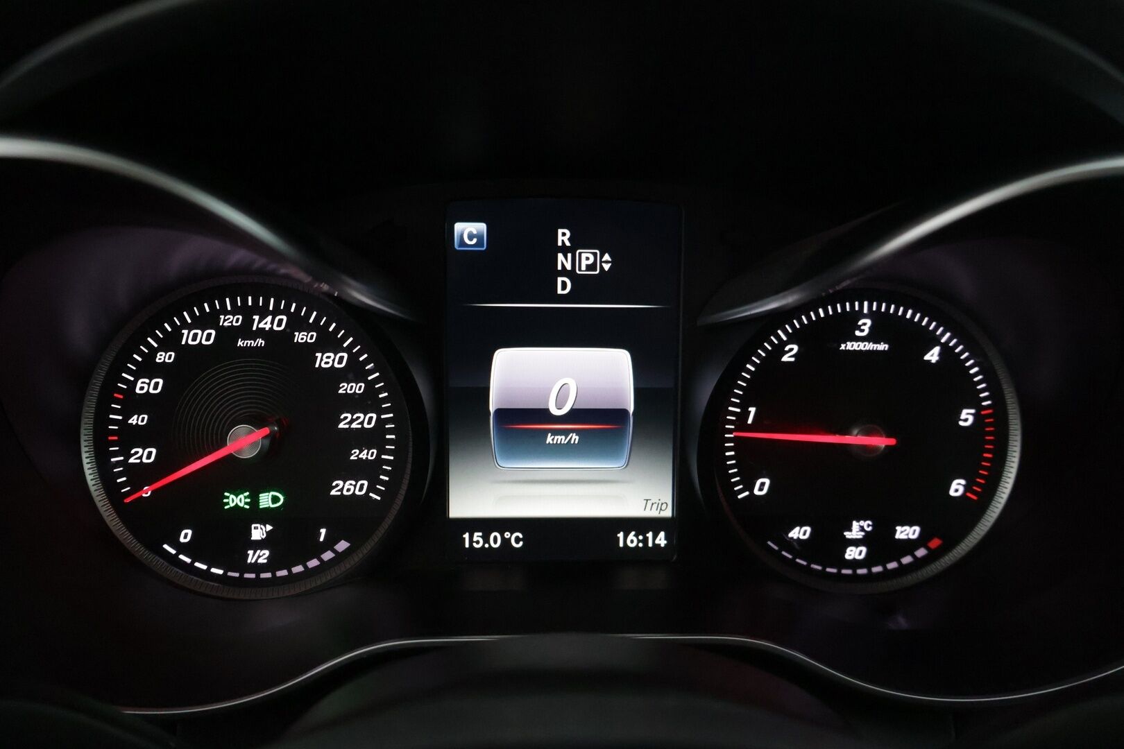 Mercedes-Benz C 2015 C 220 BlueTec T A Premium Business * Webasto / Koukku / Sähkökontti / LED High.Perf * - * Hyvin huollettu! / 2x Renkaat & Vanteet *